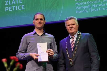 ZLATE PETICE 99z06 FOTO LJUBO VUKELIČ